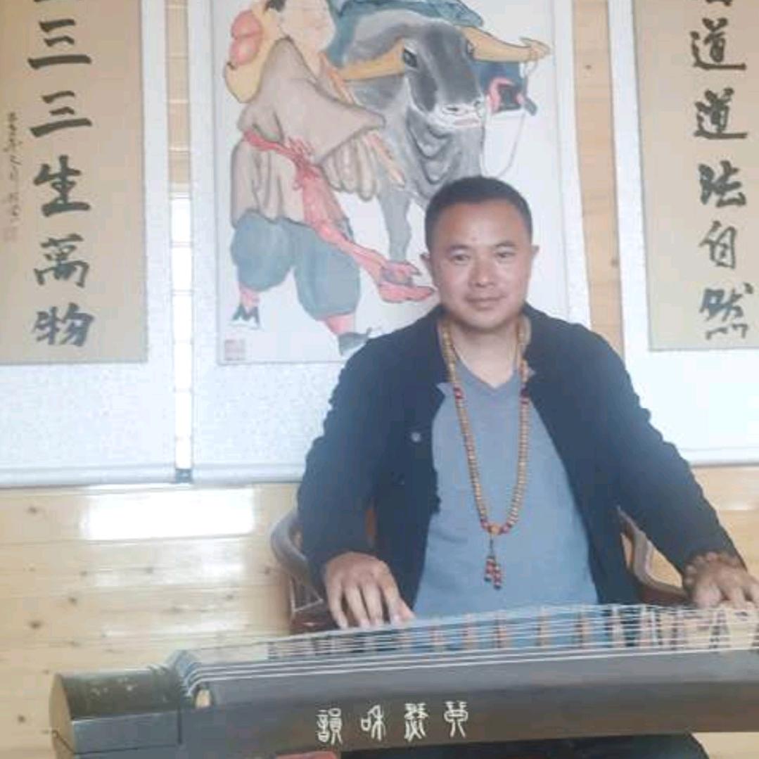 许崇一