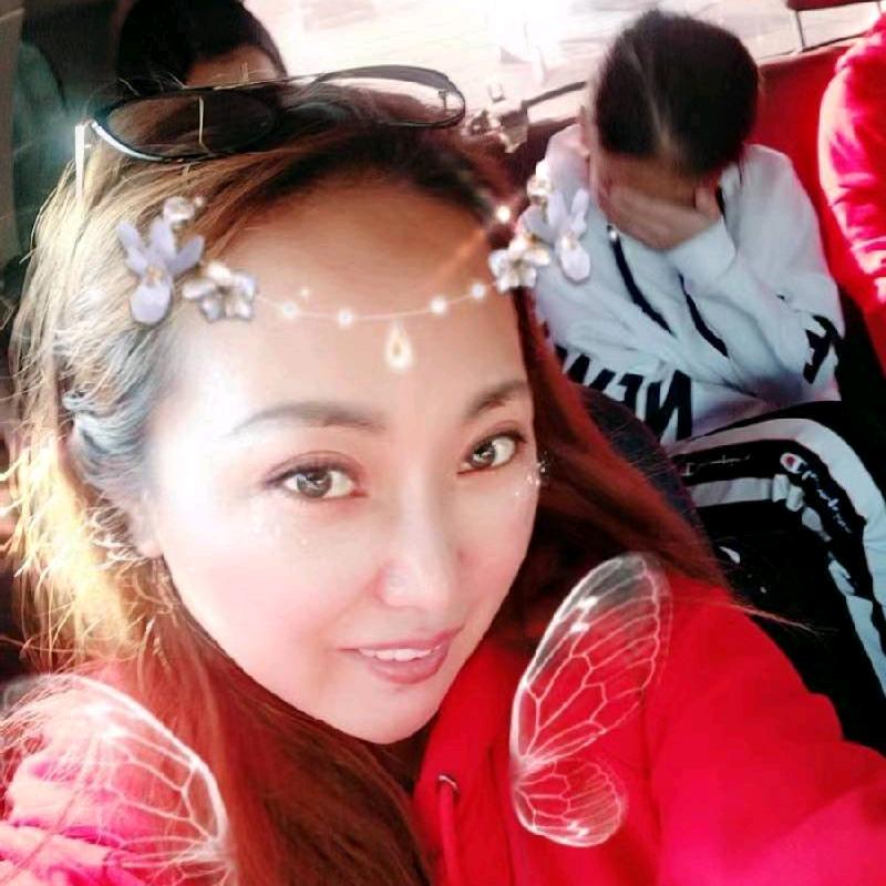 阿娜多姿