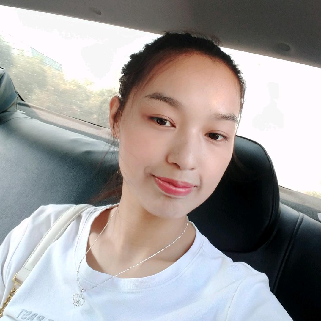 杏任小饼干