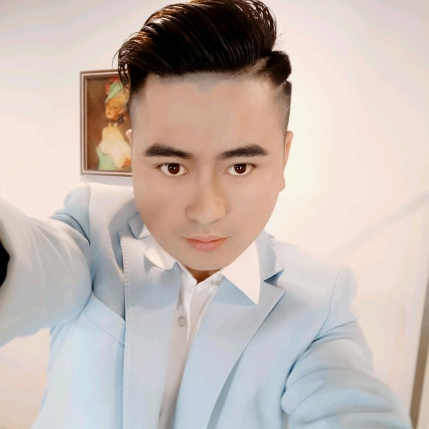 宜宾小李夫妇收头发