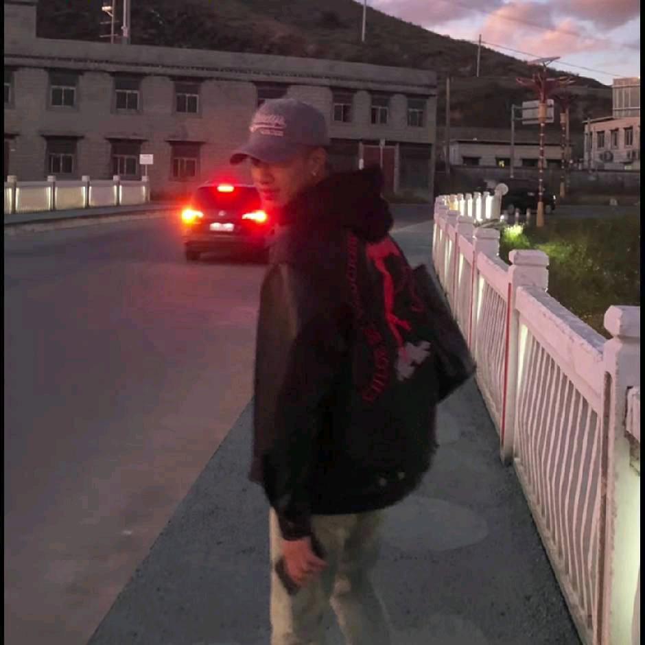 张夏
