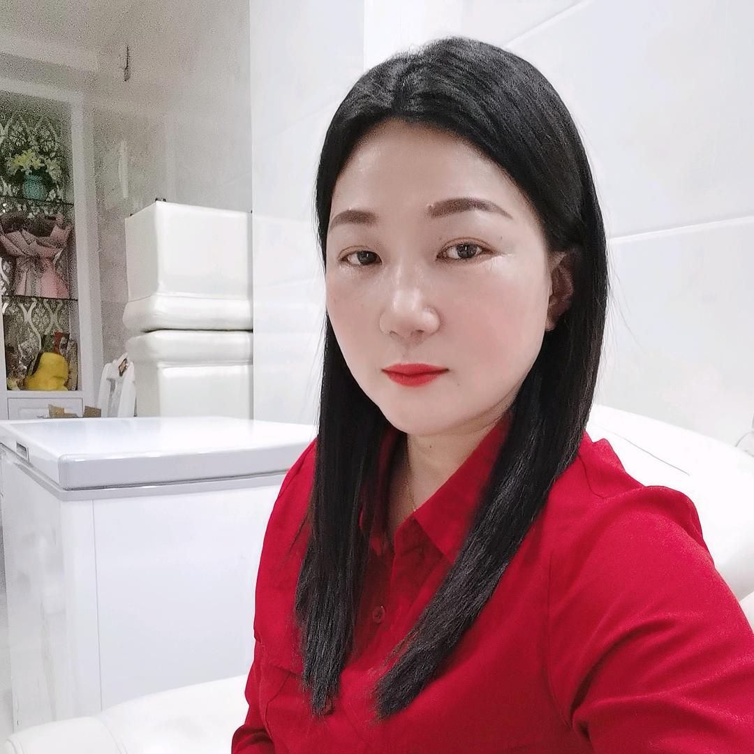 王彩英