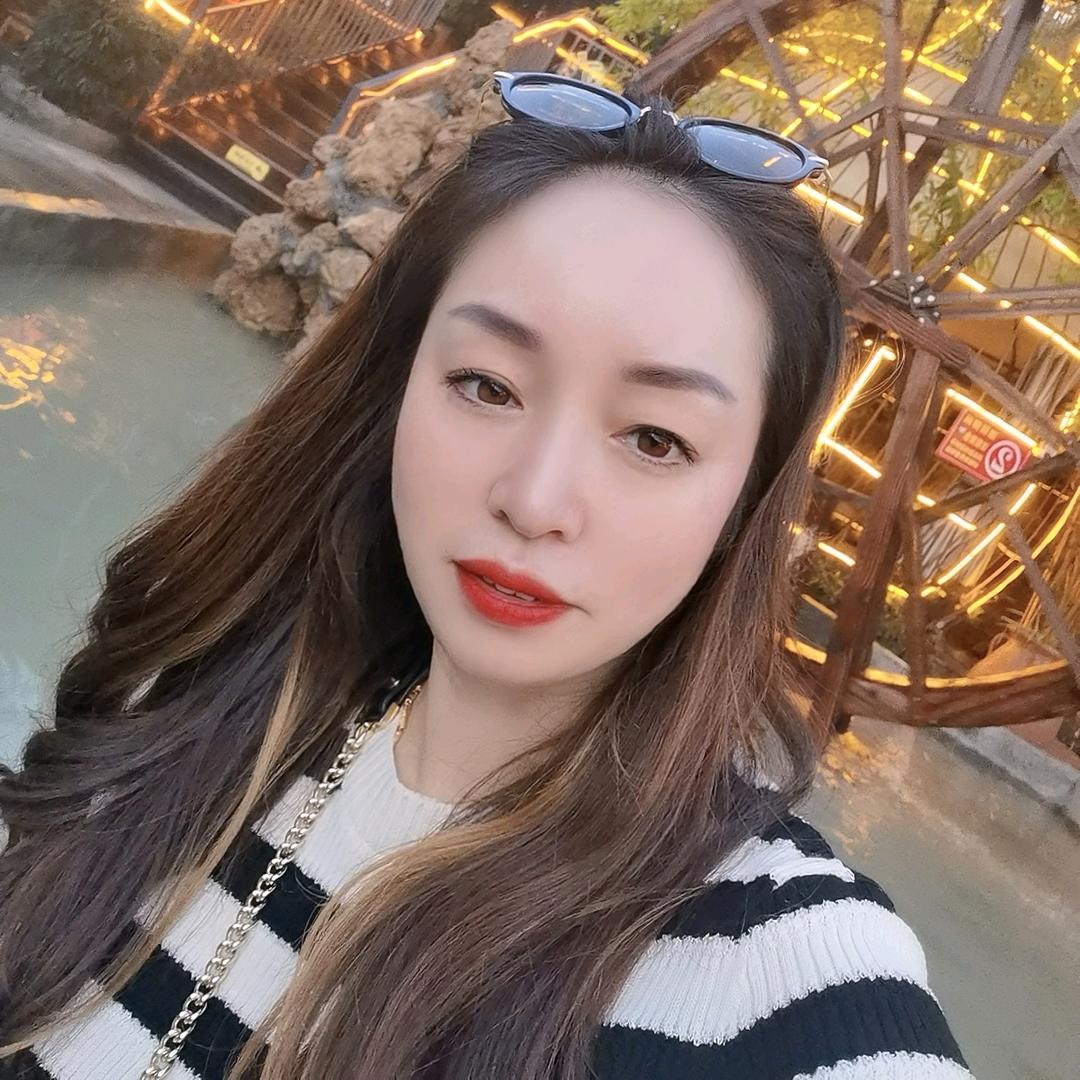 优乐美(轻素小皙)