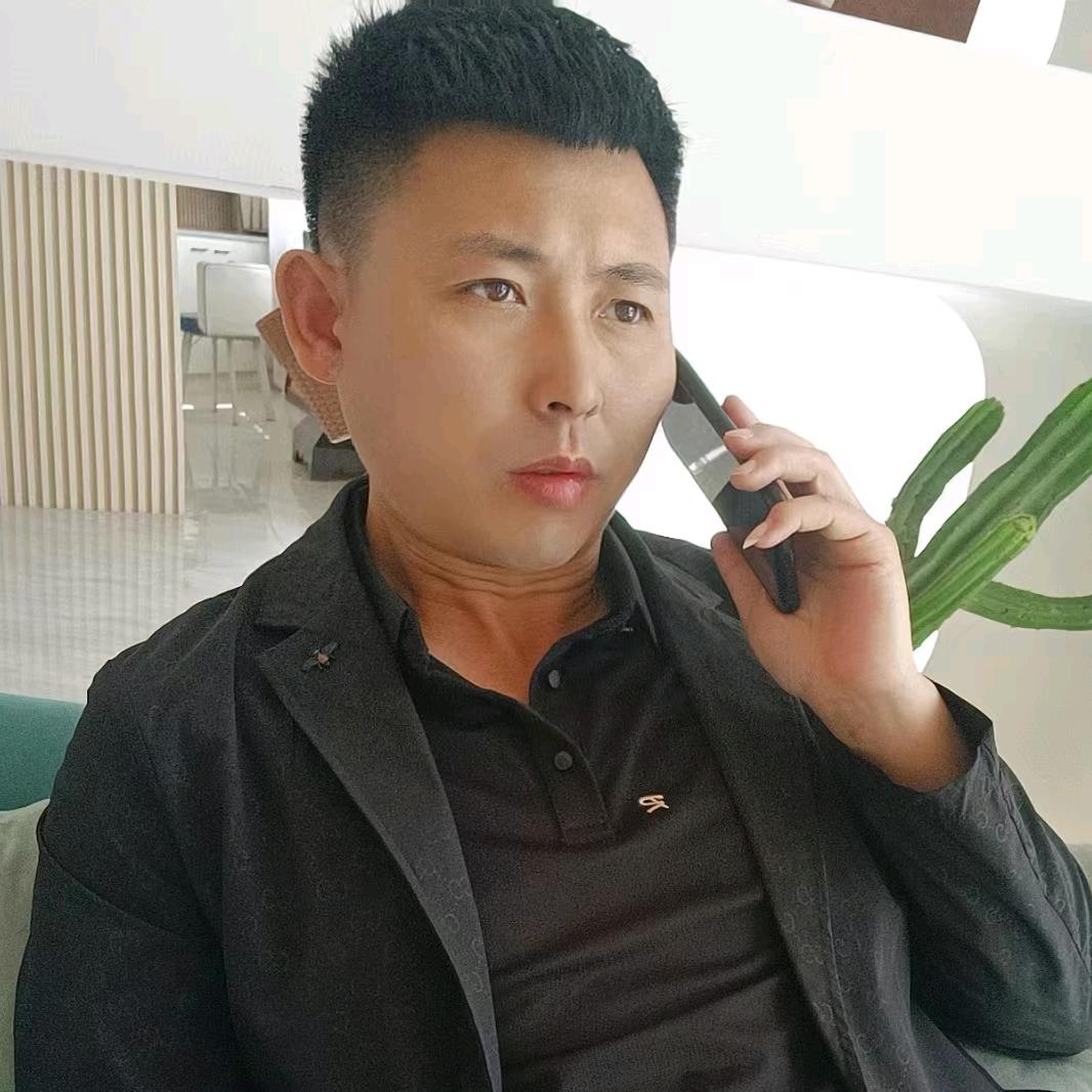 龙三  精品二手车