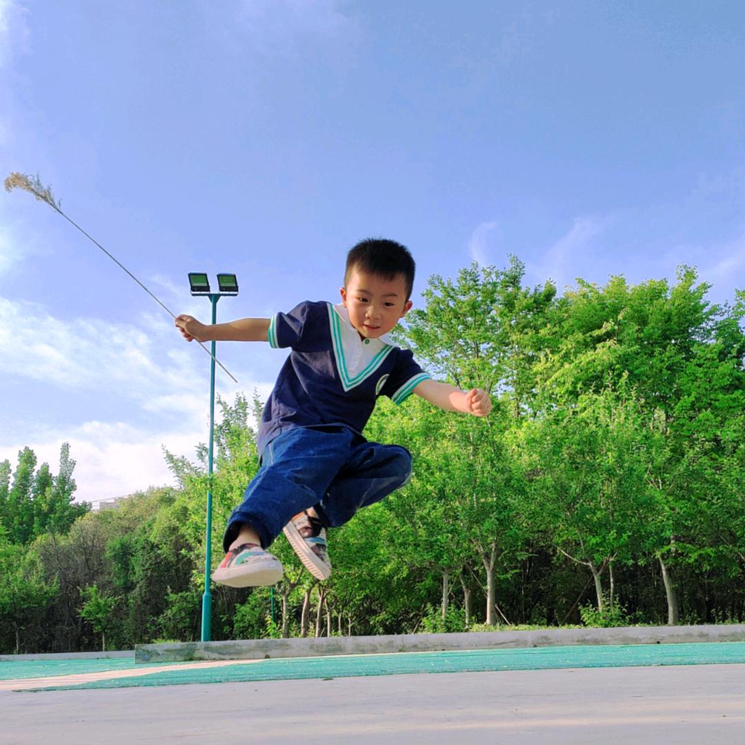 洋葱头和小崩豆儿