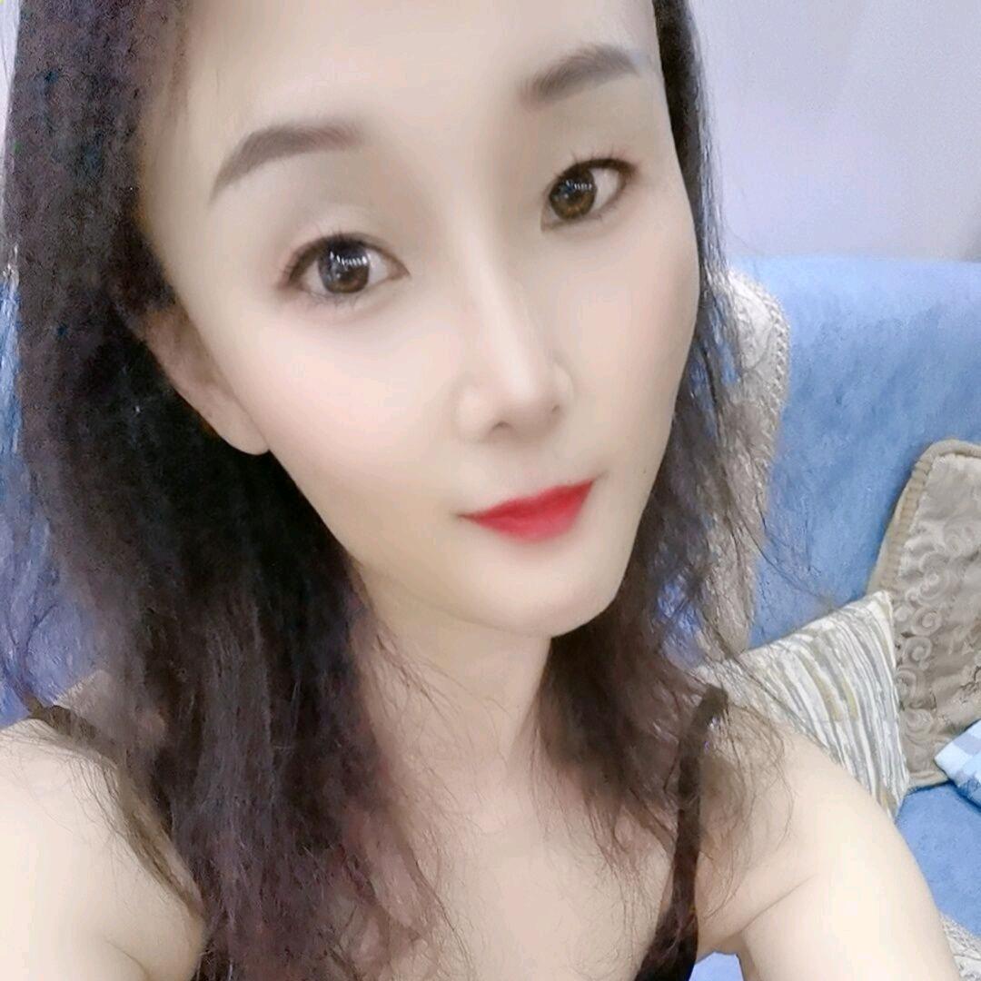 👗爱穿丝的兔兔姨👠