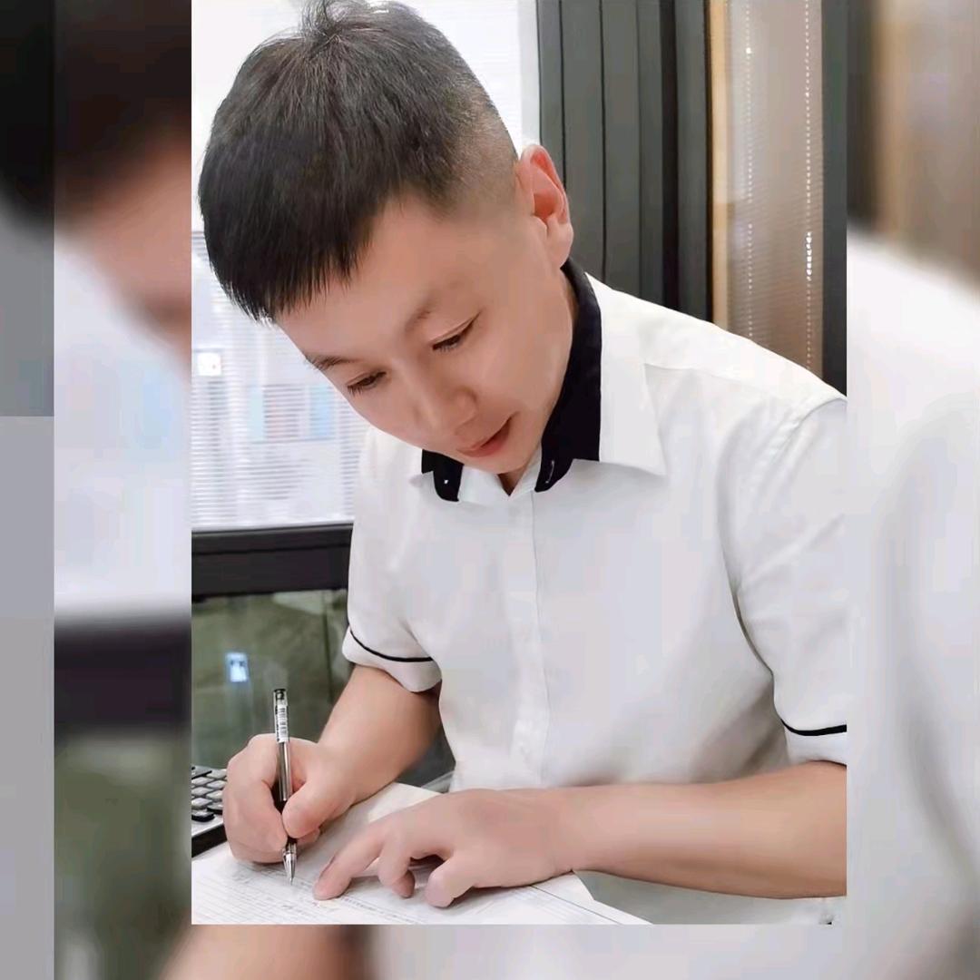 北京芬丝特堡系统门窗  小花虎