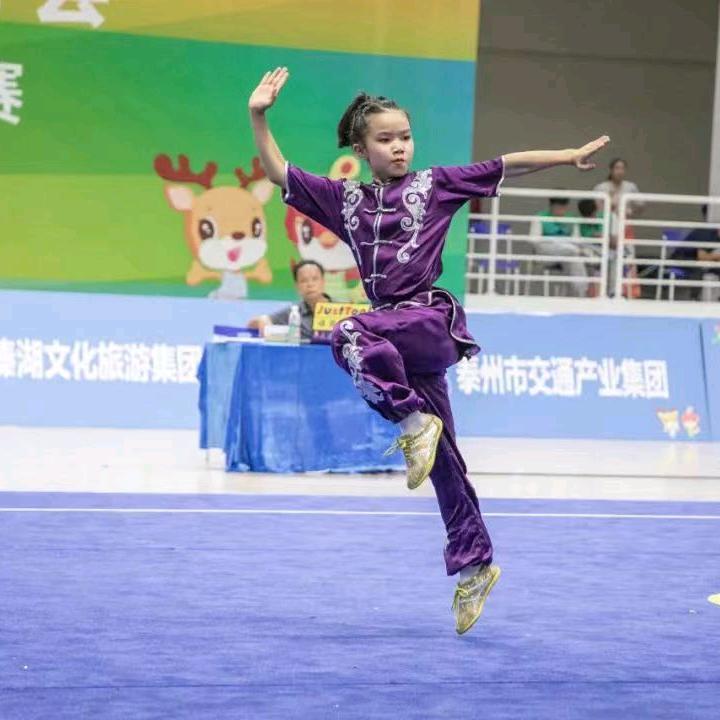 邹妙语