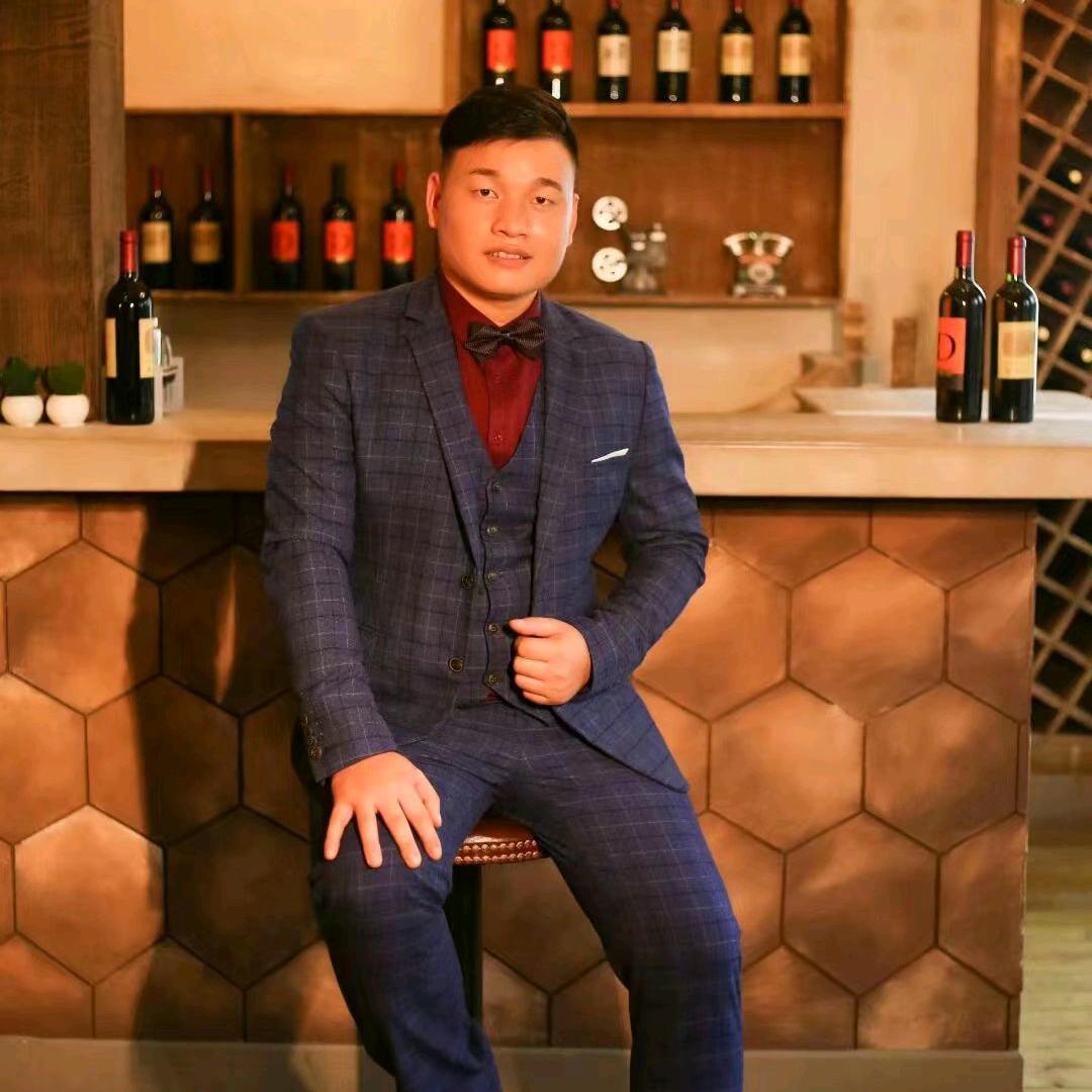 独坐愁城为一人