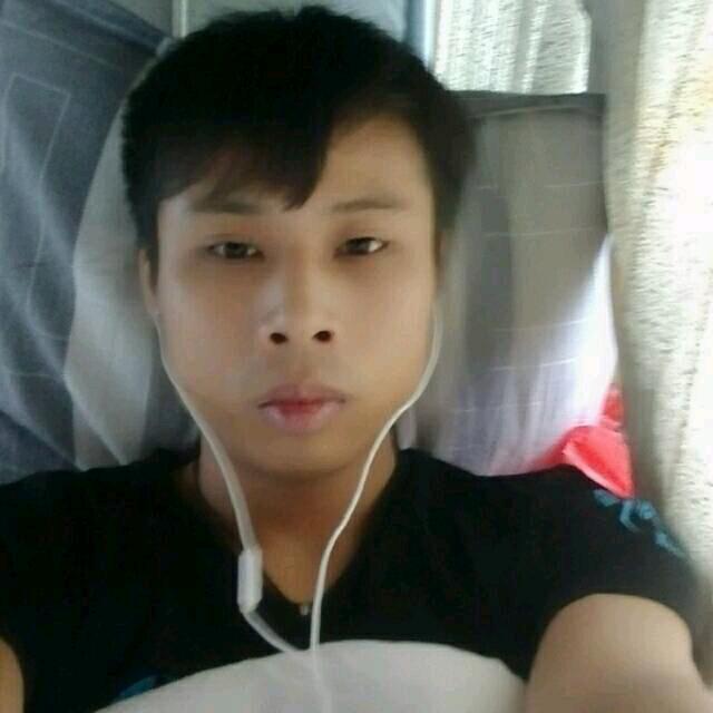 (｡˘•㉨•˘｡..漫步(｡˘•黄泉路٩