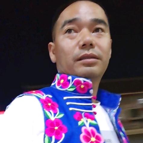 🌹彝人李老表💐💐💐
