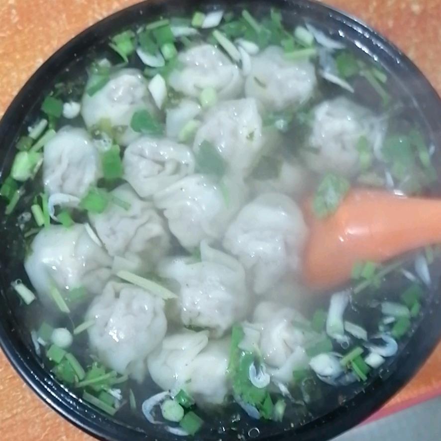 卖馄饨大婶（拒绝私聊）