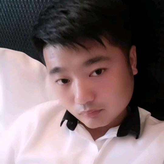 陕汽重卡  胡子玉