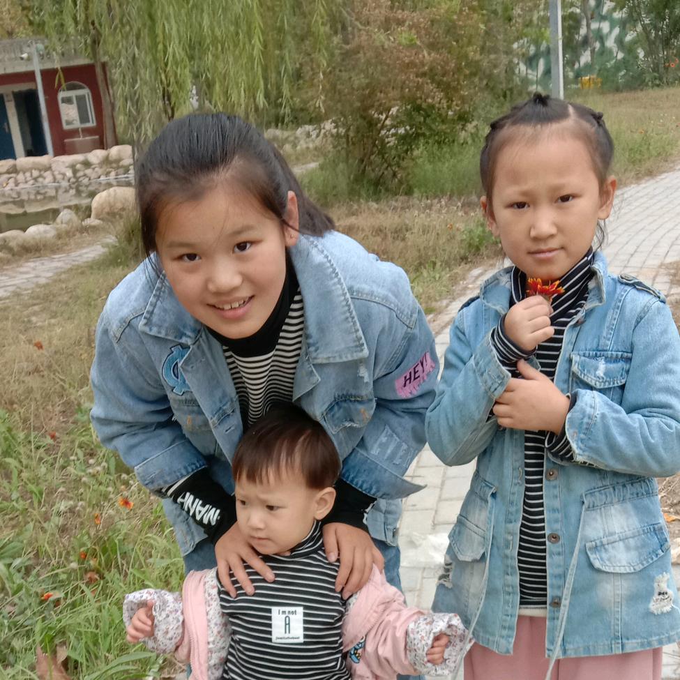 《阳，默，婼》三千金妈妈