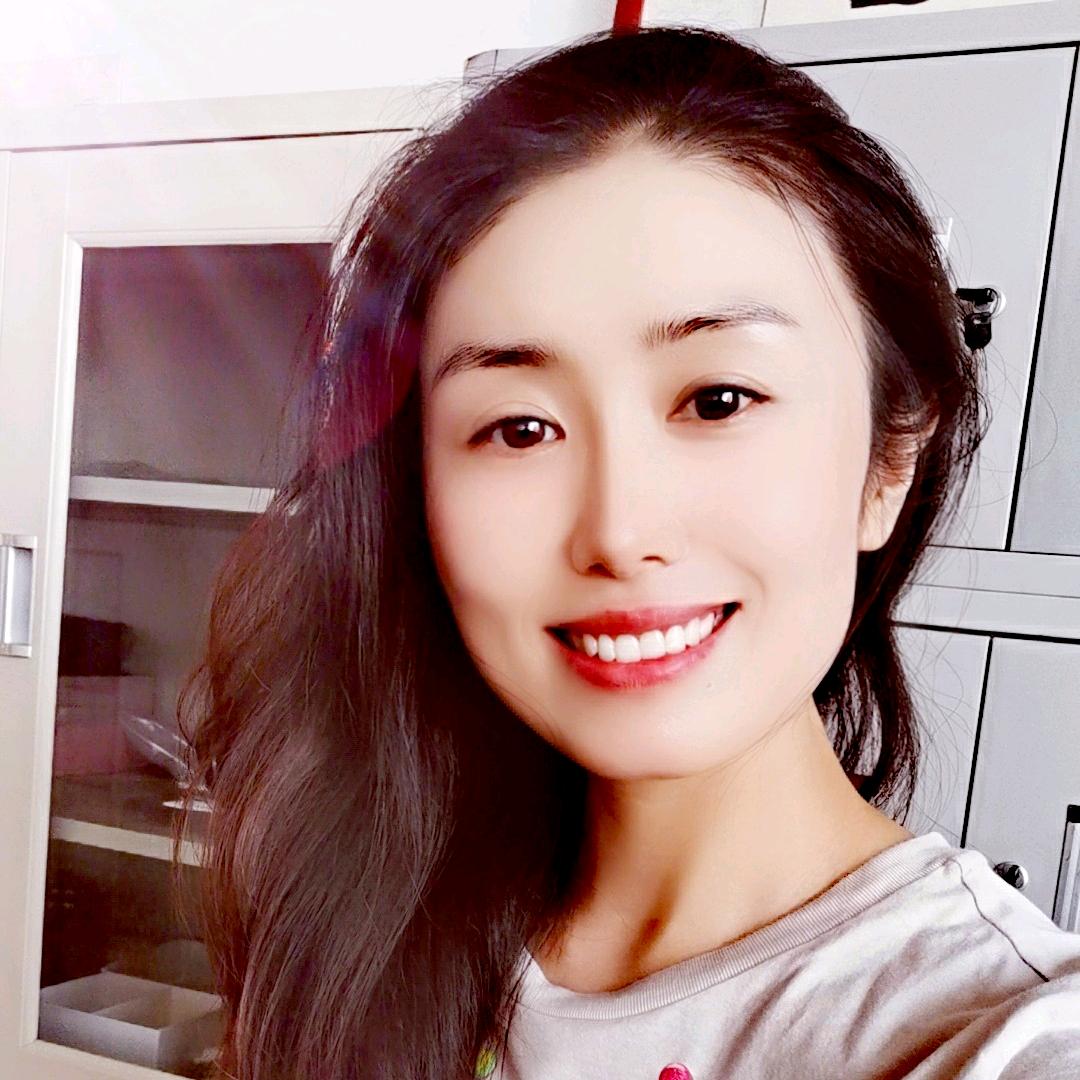 天边（Julie Liu）