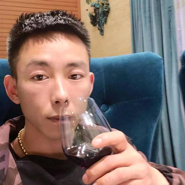 龚庄波哥