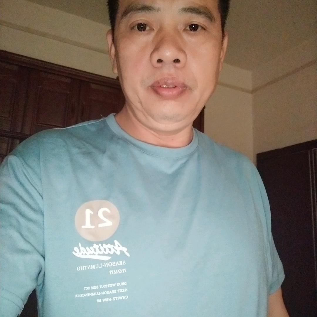 覃德恩（卖猪 肉，刀，🐷，）❤️