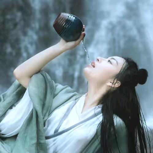 福杯满溢