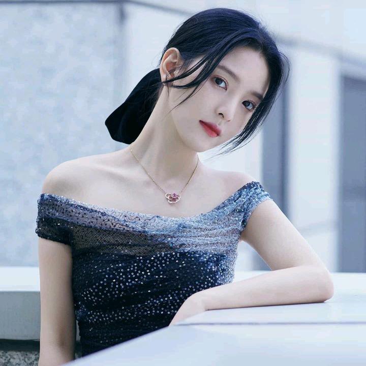 大妹子们无敌了哈， 懒得喷