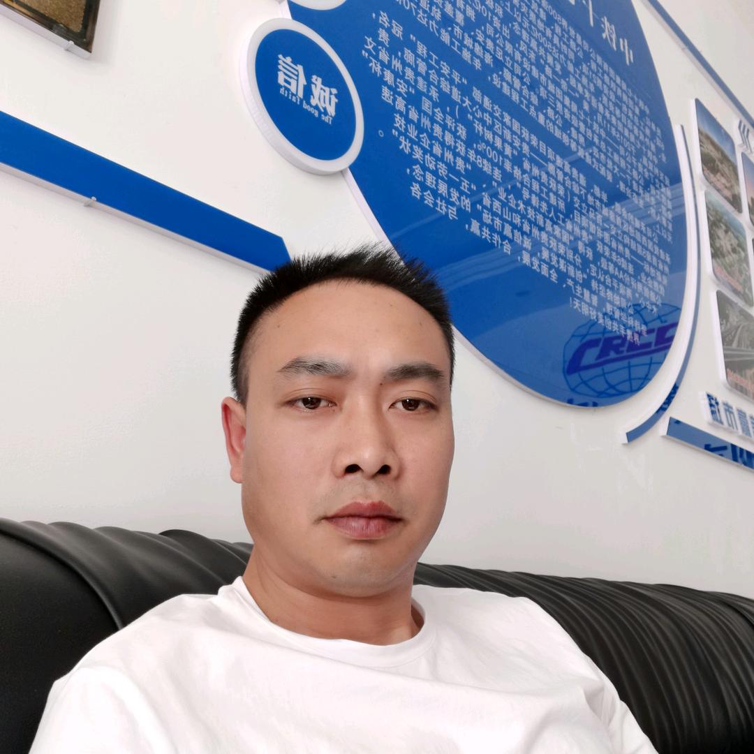 农村华哥（爱唱山歌）