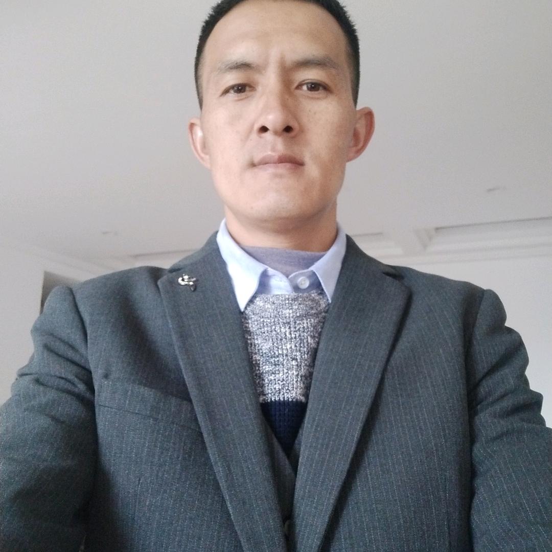 诚信，感恩，奋斗