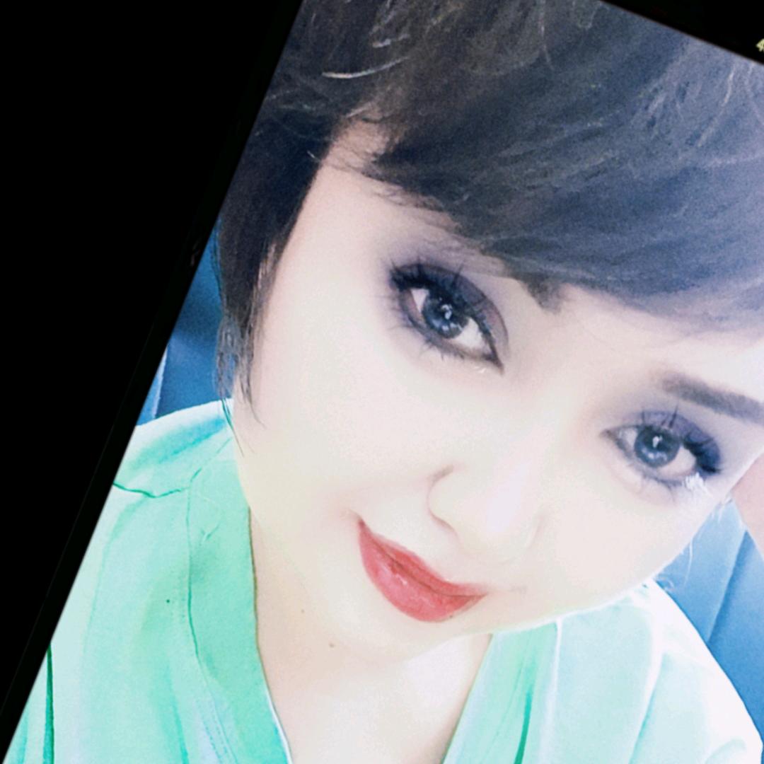 arzu  歌手