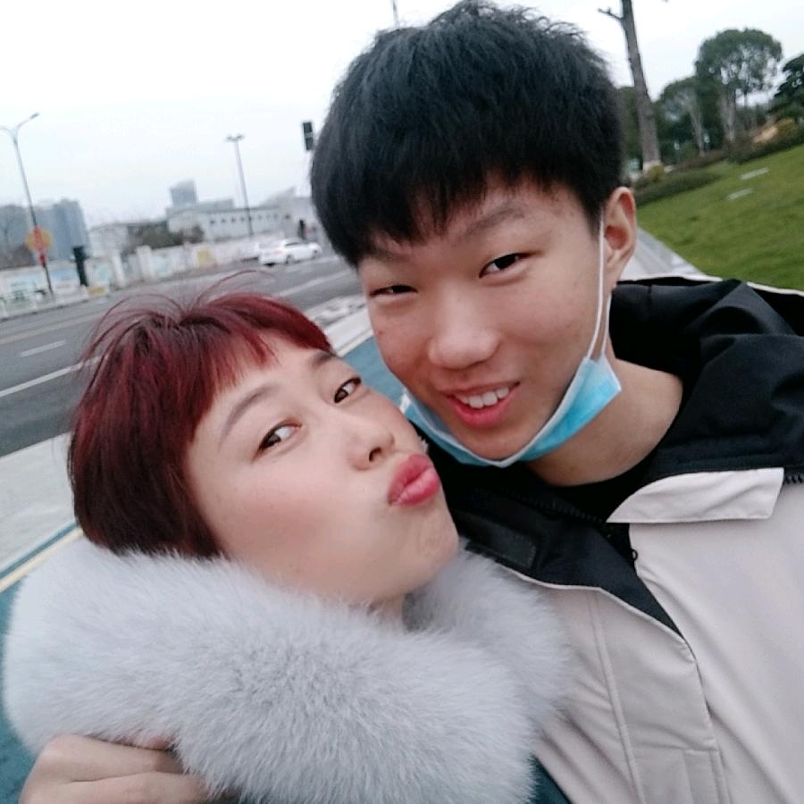 幸福的一家人👪