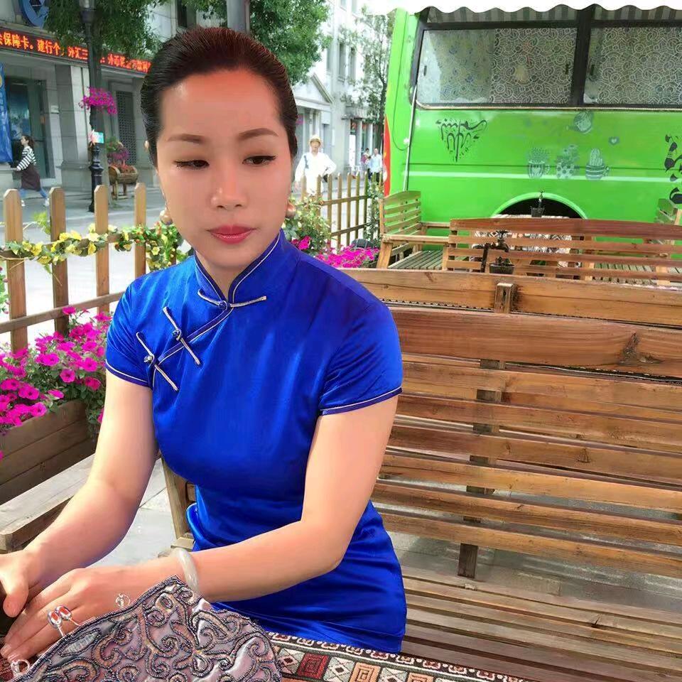 衢州巨化毛鲁饭店王姐