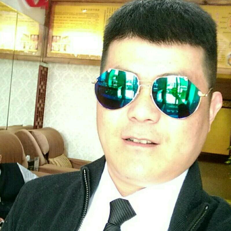 汪洋中的一条船