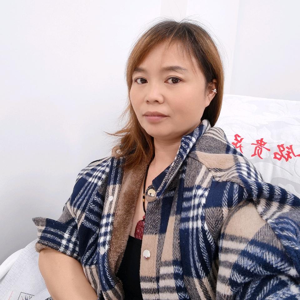 何氏采耳，专业修脚！