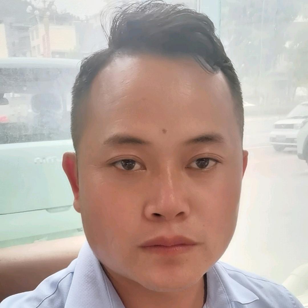 杨树默（车友圈）