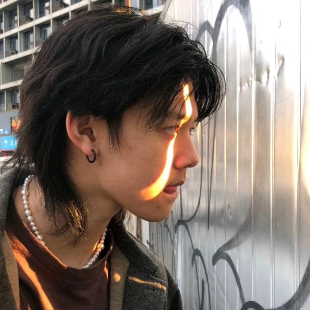 潘安\