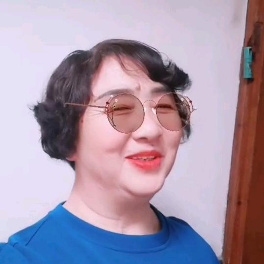 万奶奶