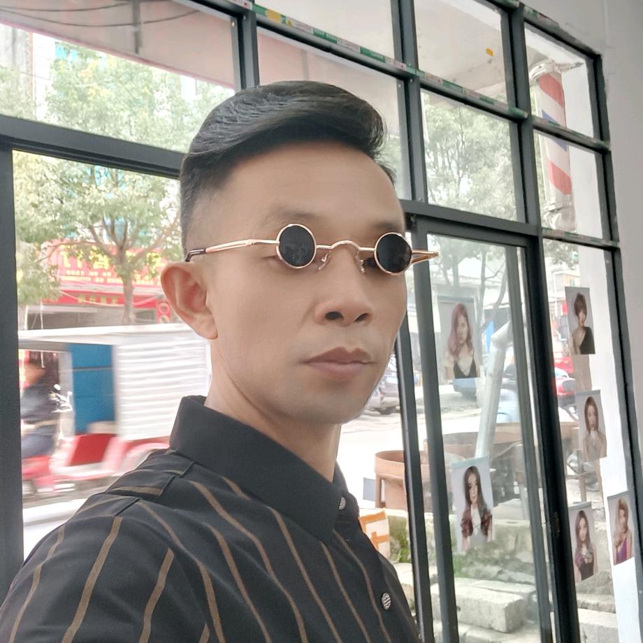 大哥（惠水县新时代八音乐队）