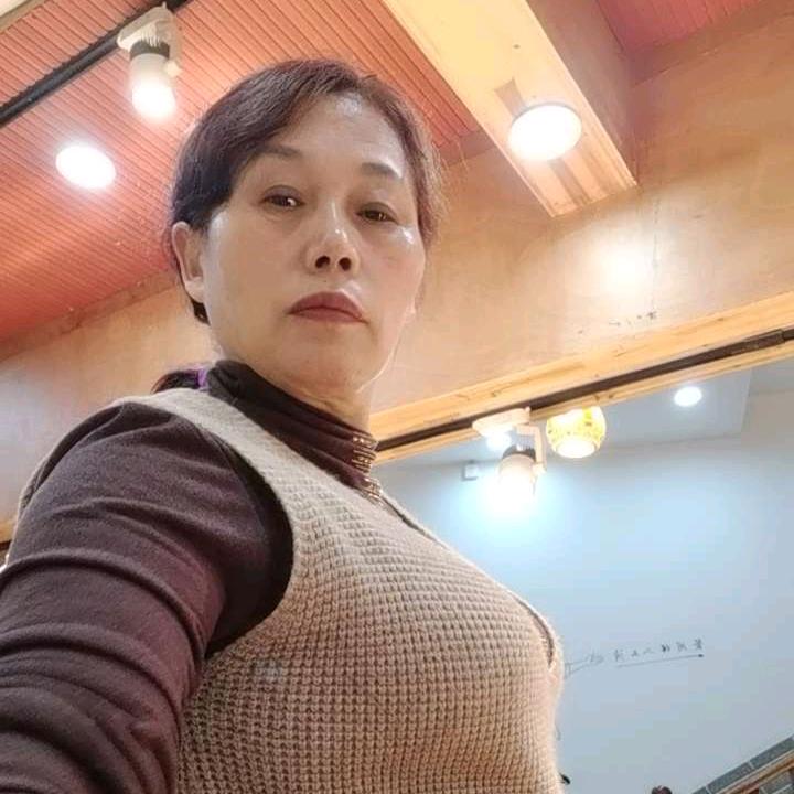 喜欢玩抖音