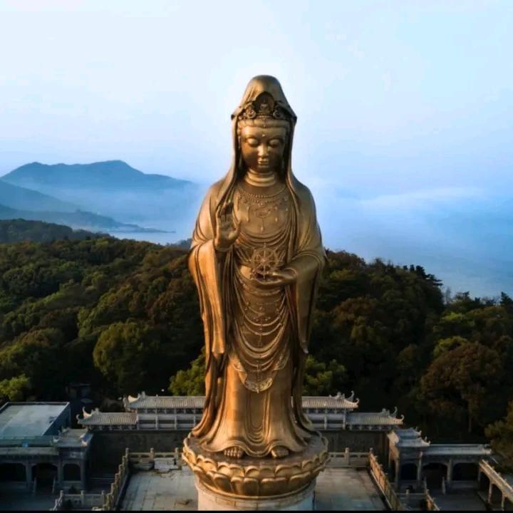 日出东方