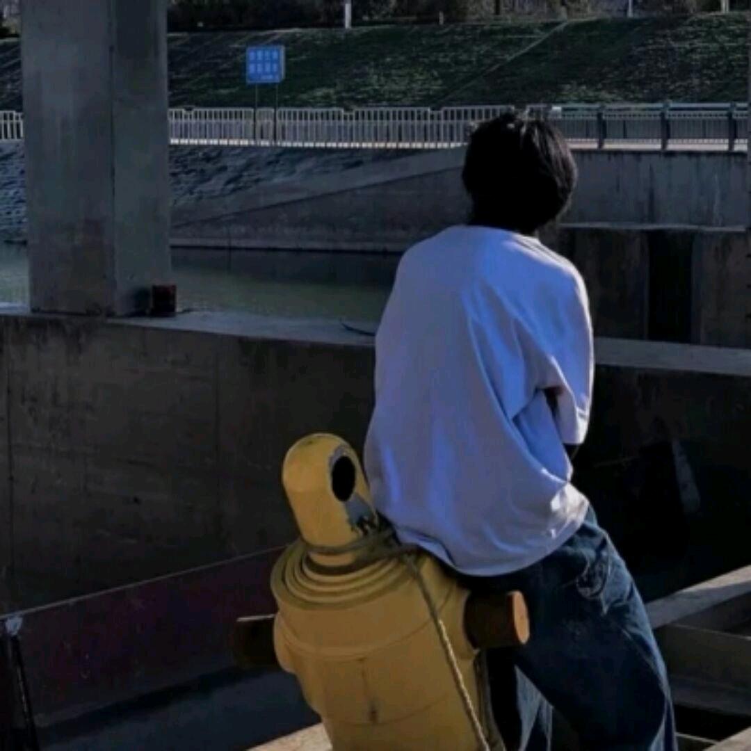 咕嘟咕嘟咕嘟……