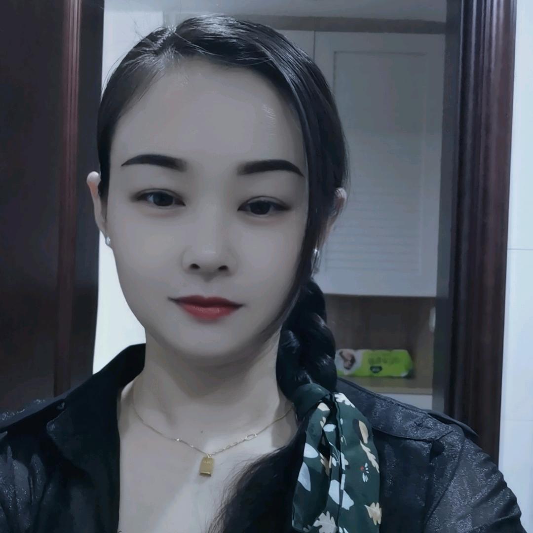 叶子舞蹈
