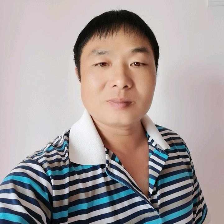 奋斗是幸福。