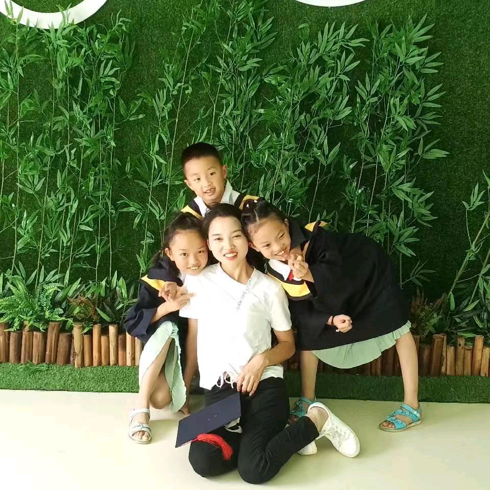 爱《进霞双妤林》永远