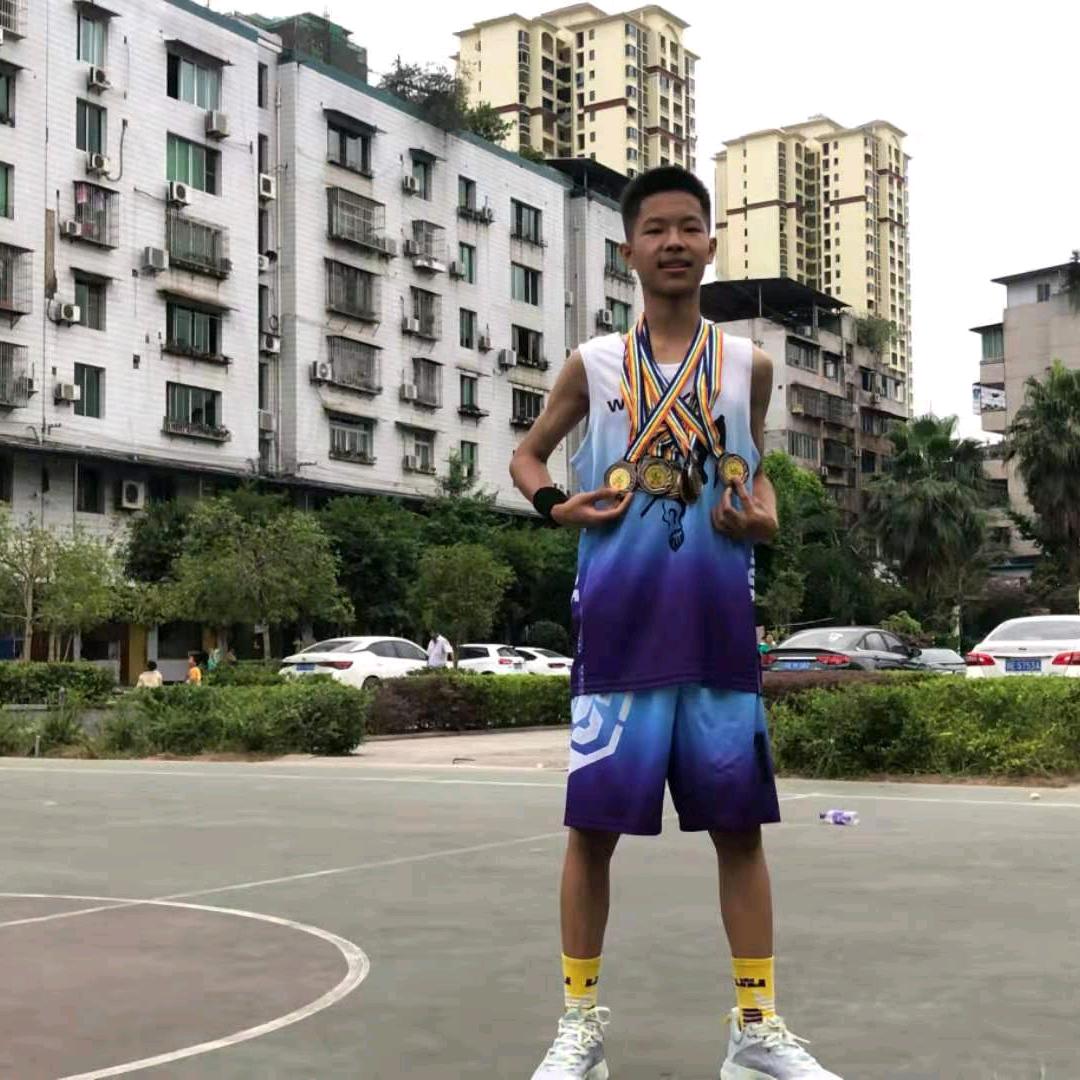 刘梅