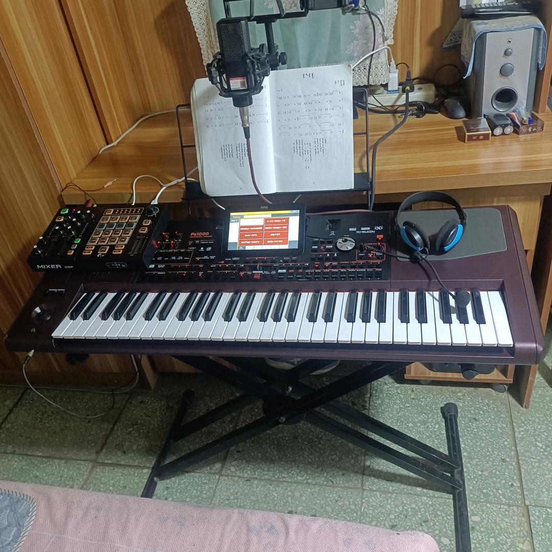 🎤🎸🎵🎶达楞地日布