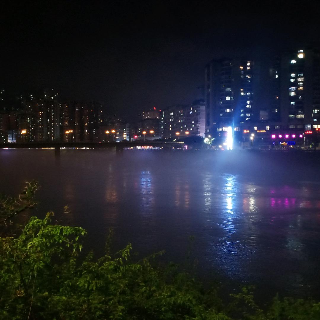 ㇏春光灿烂