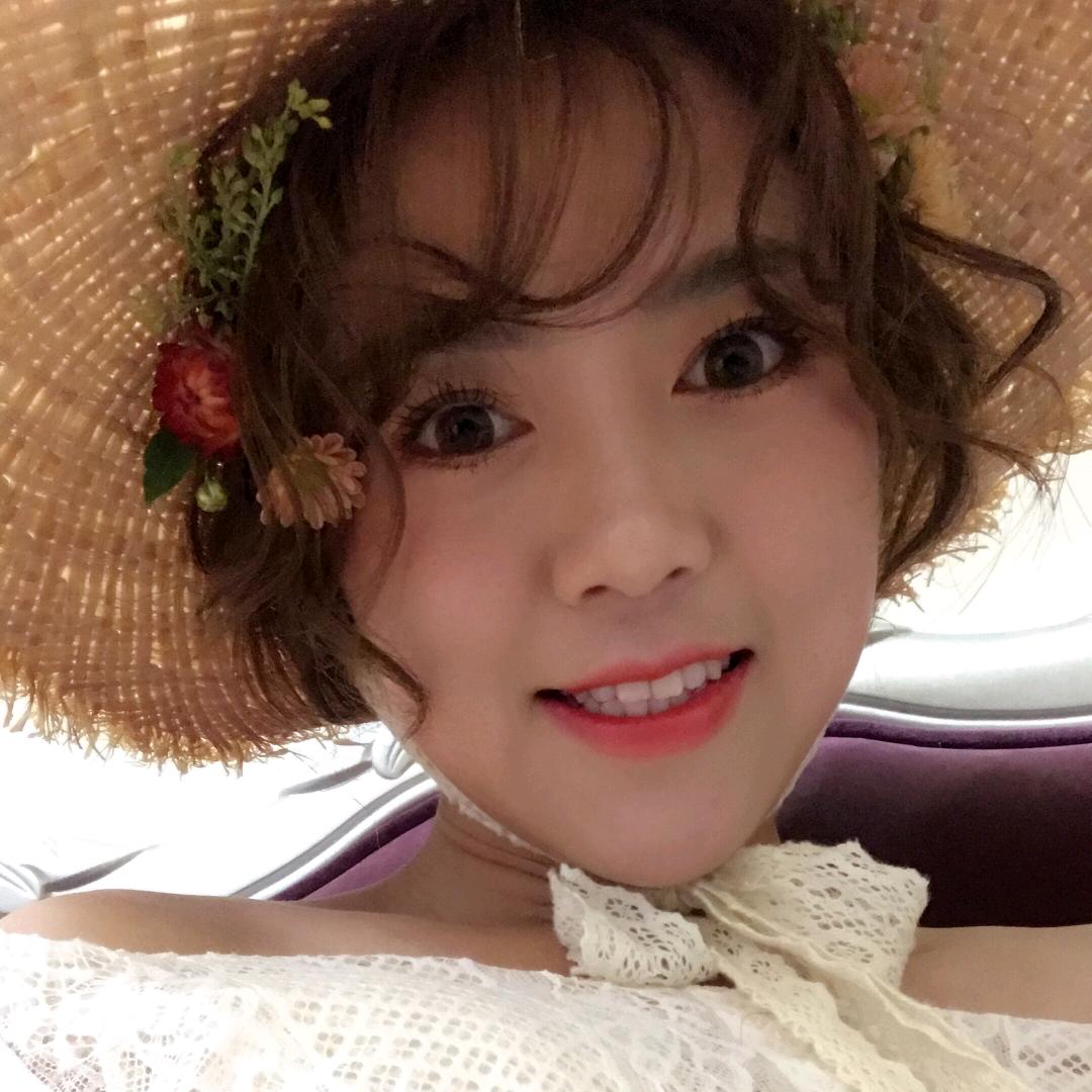 栾芊瑶