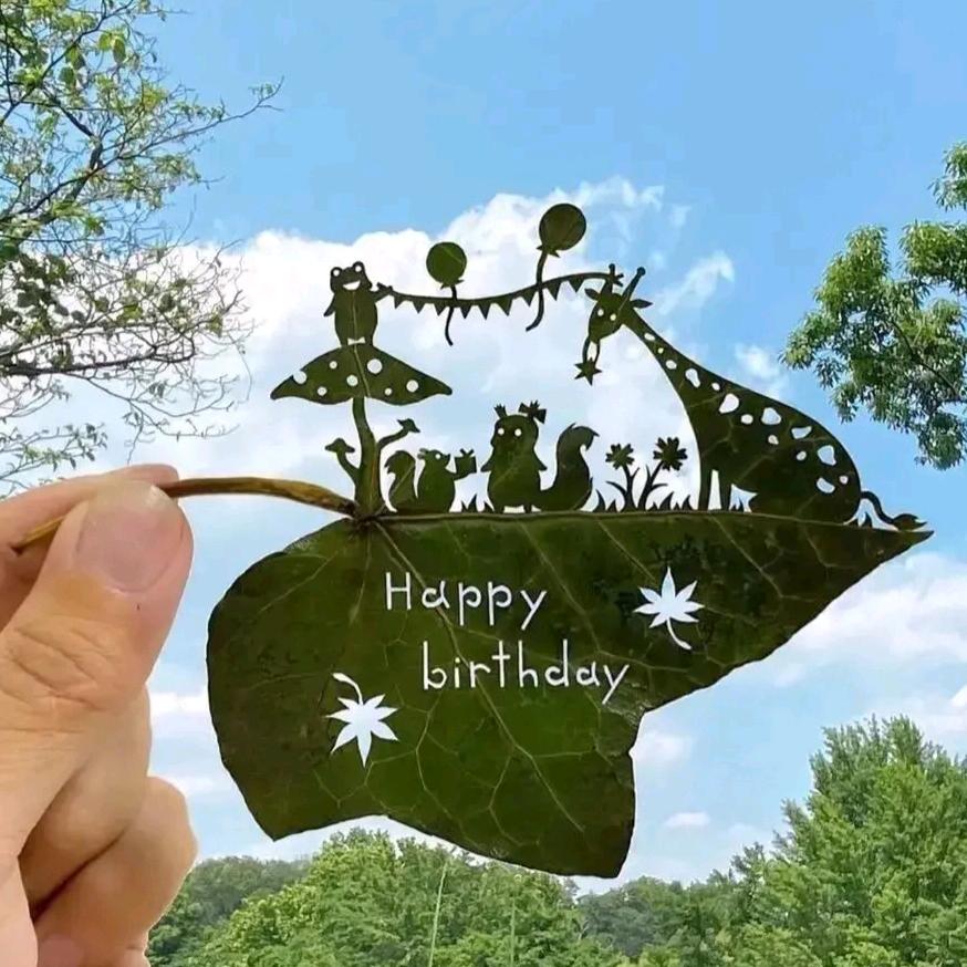 故事鲜艳，缘分很浅。