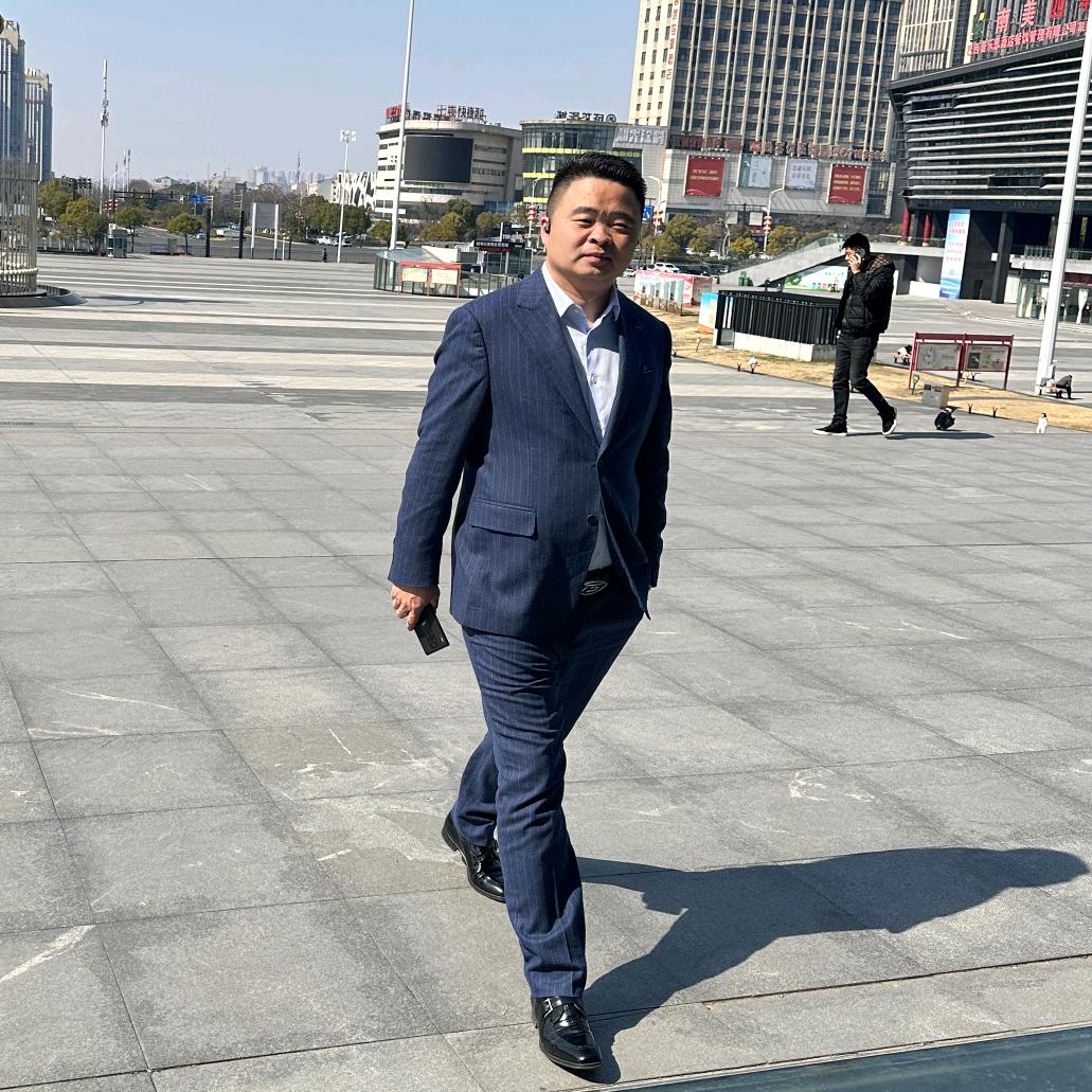 天舍，山东天鲲电力刘胜振