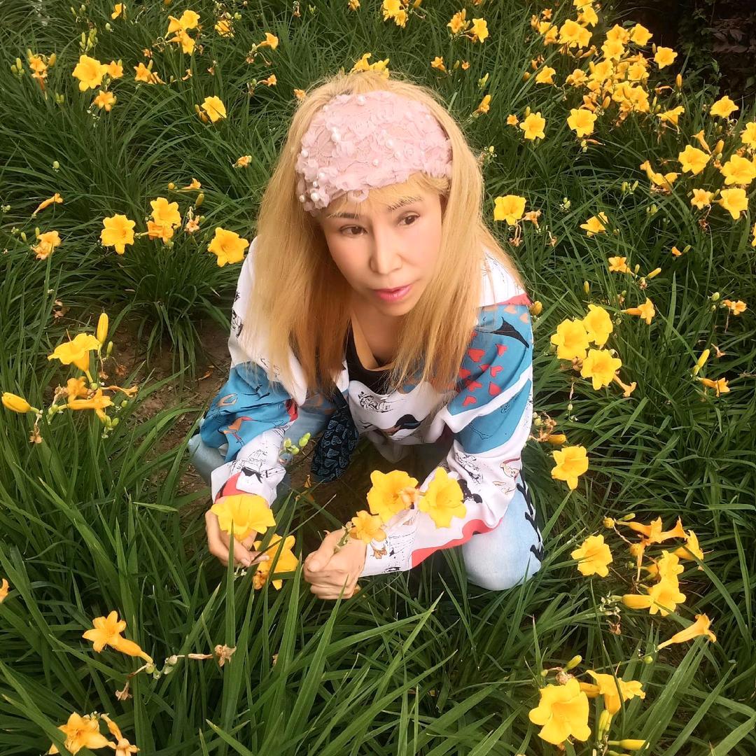 谁他妈都不服就服墙巜恨》