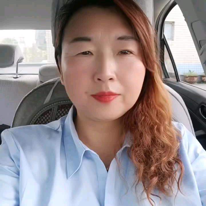 广华驾校教练雷兴莲