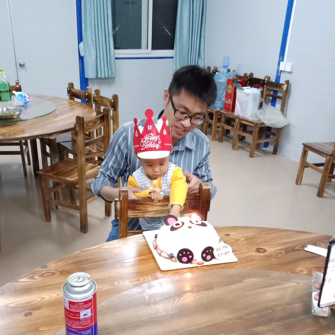 谔谔