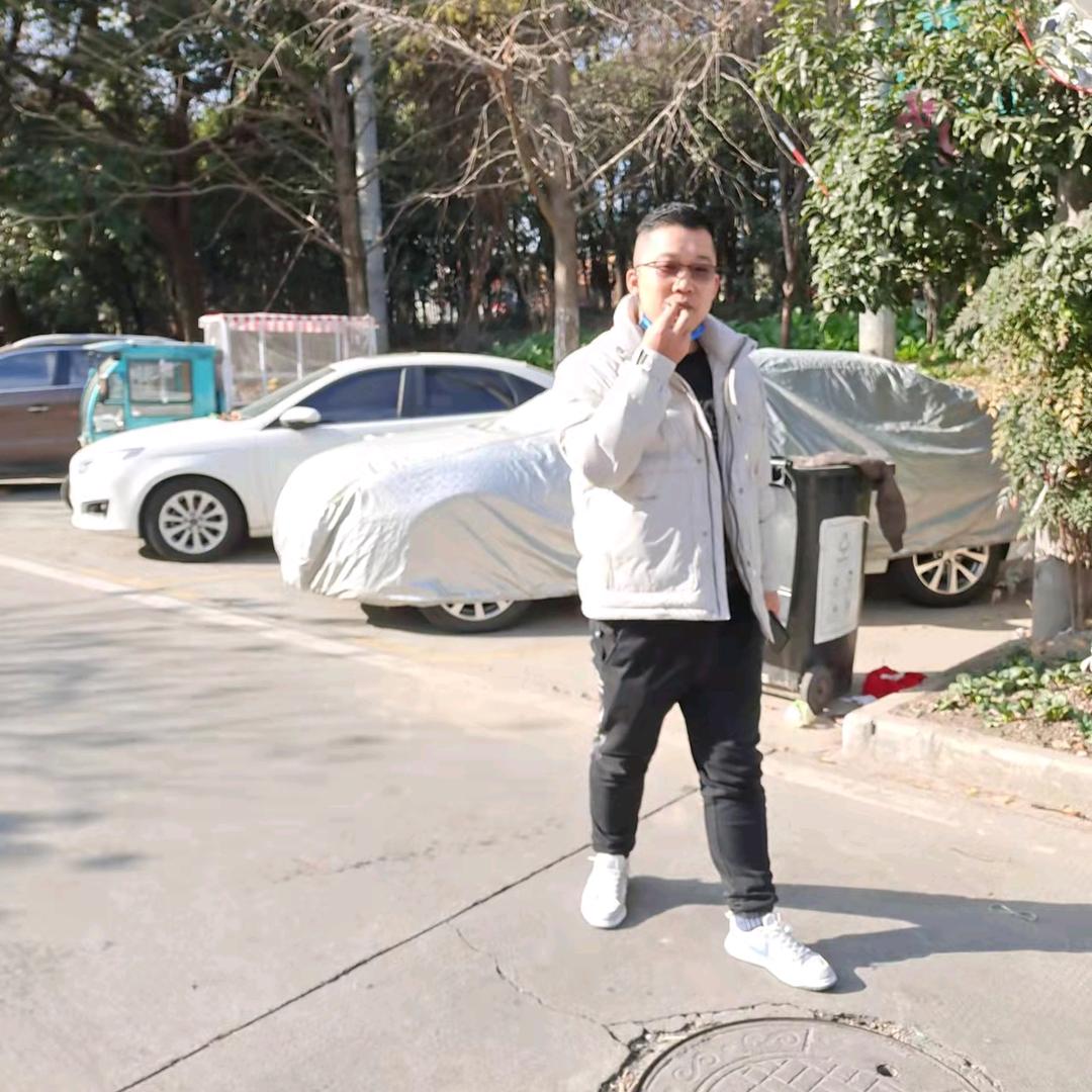 嘻哈的～小刚锅